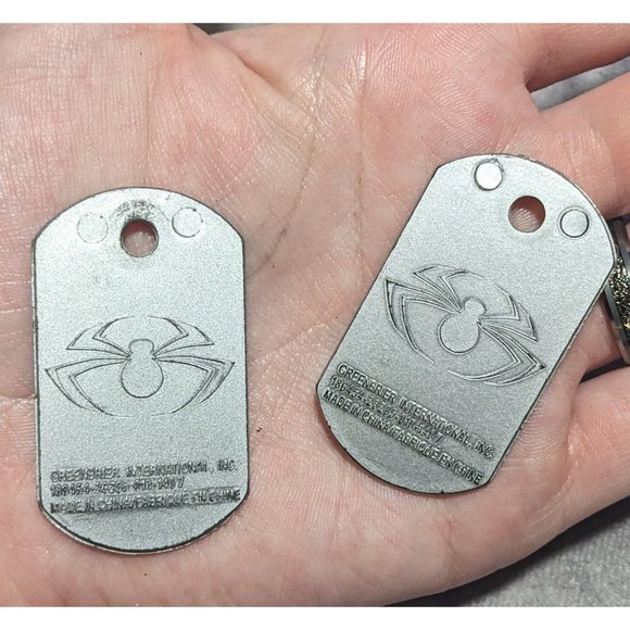 Spiderman Dog Tag Pendants - Picture 2 of 2
